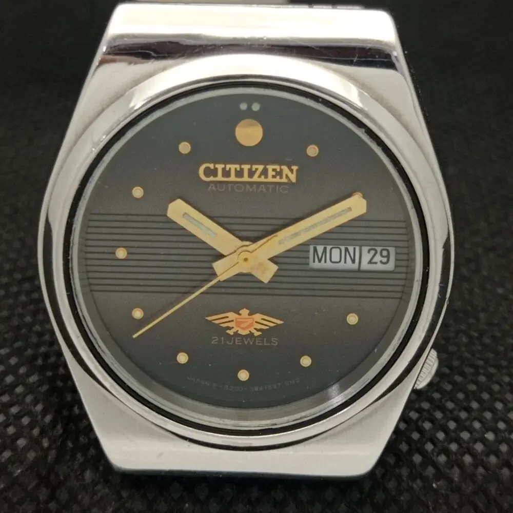 Vintage 1971 Citizen Automatic Mens Silver Watch W/daydate & Gold accents